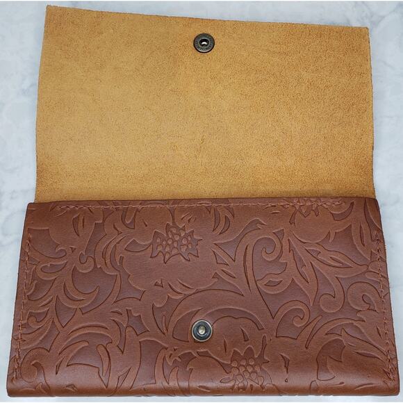 PORTLAND LEATHER GOODS Rancher Wallet Floral Embossed Tooled Leather in Brown - Picture 8 of 16